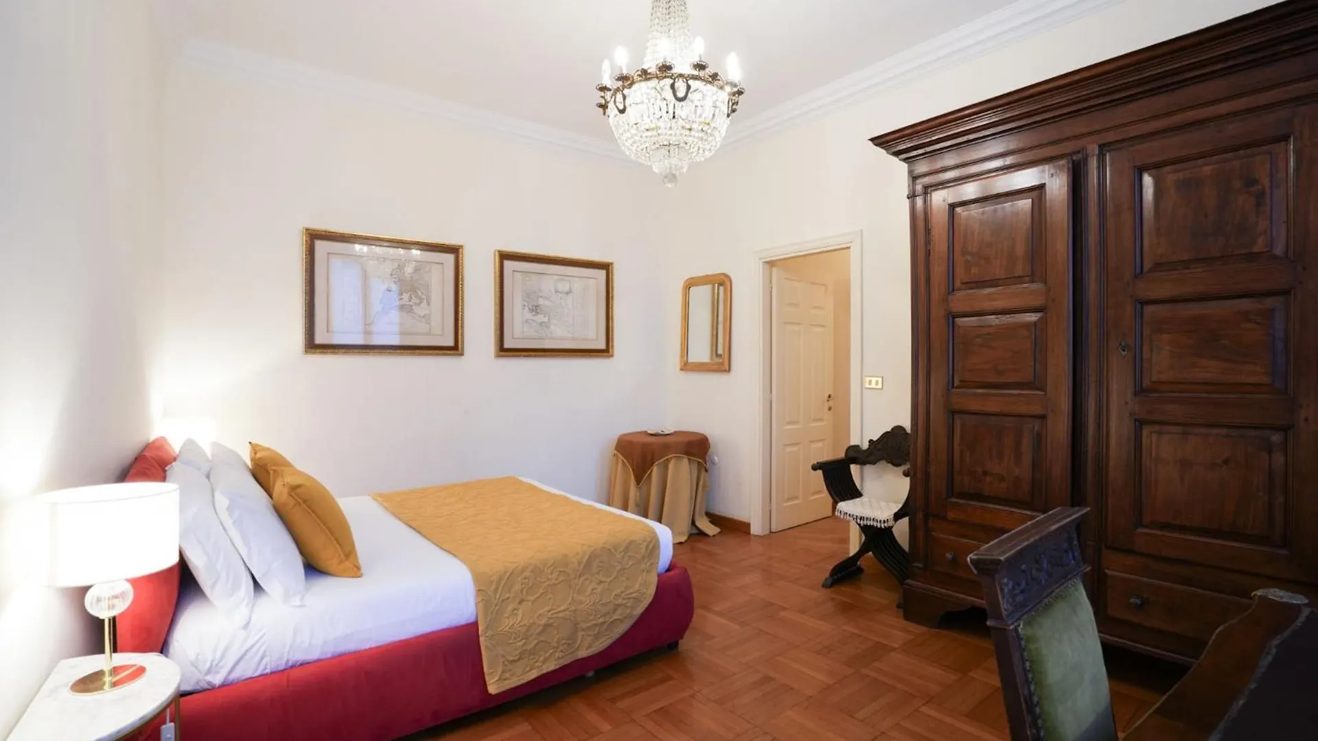 Duomo Center Apartment 2 Milan Italy