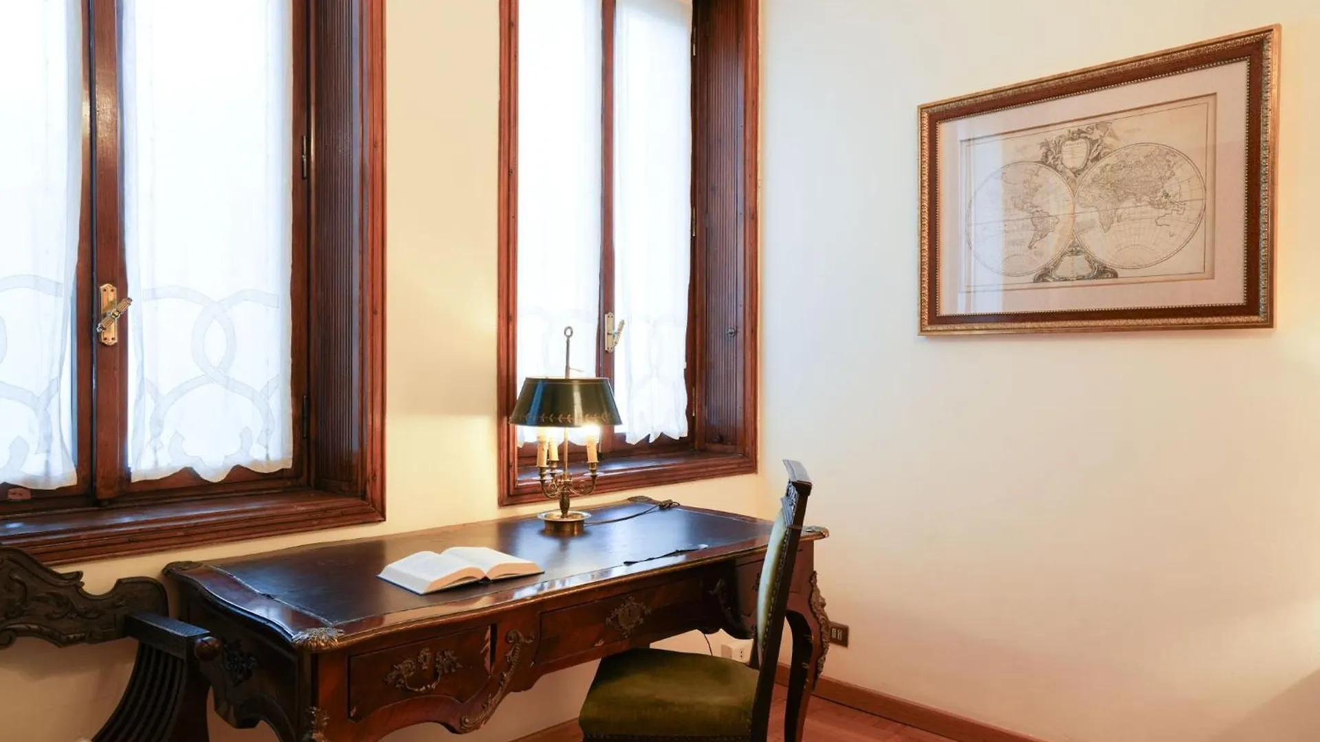 Duomo Center Apartment 2 Milan